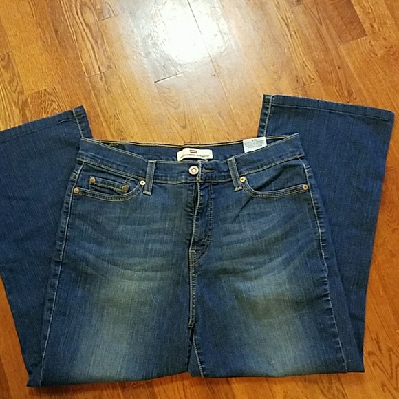 Levi's Denim - Levis capris